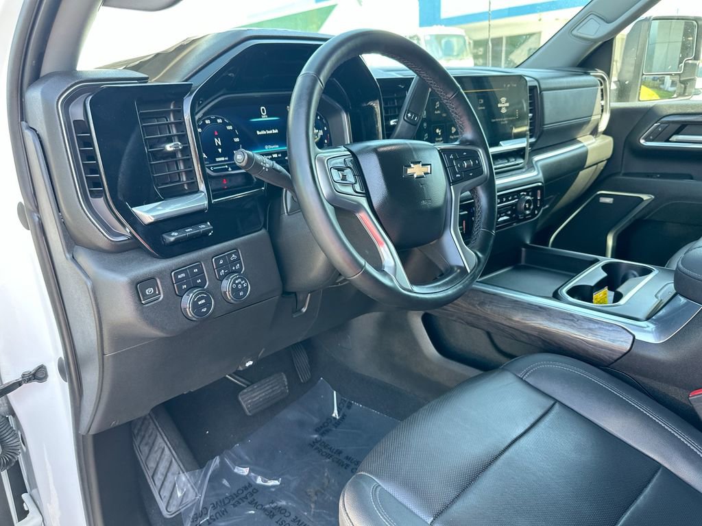 Certified 2024 Chevrolet Silverado 2500 LTZ w/ LTZ Plus Package image 10