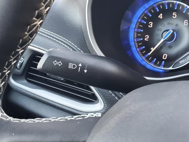 New 2026 Chrysler Pacifica Select image 15