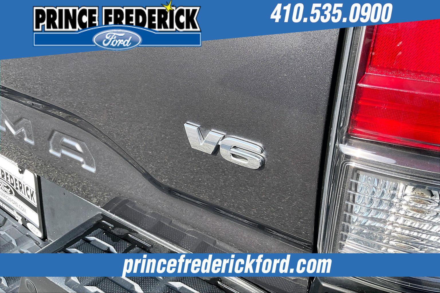 Used 2022 Toyota Tacoma TRD Sport w/ Technology Package image 30