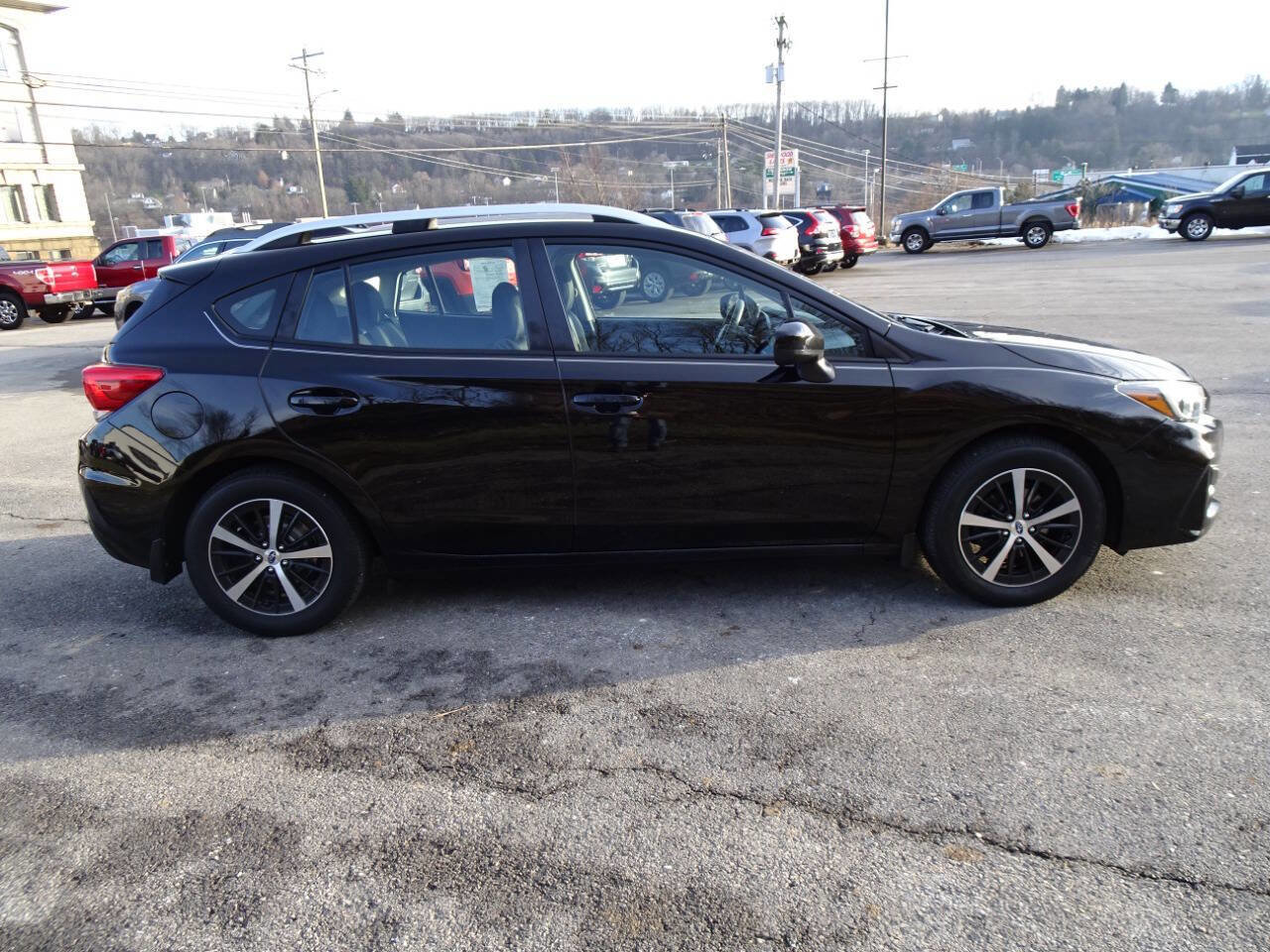 Used 2019 Subaru Impreza 2.0i Premium image 5