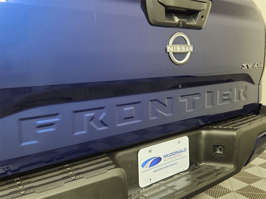 Used 2022 Nissan Frontier SV image 8
