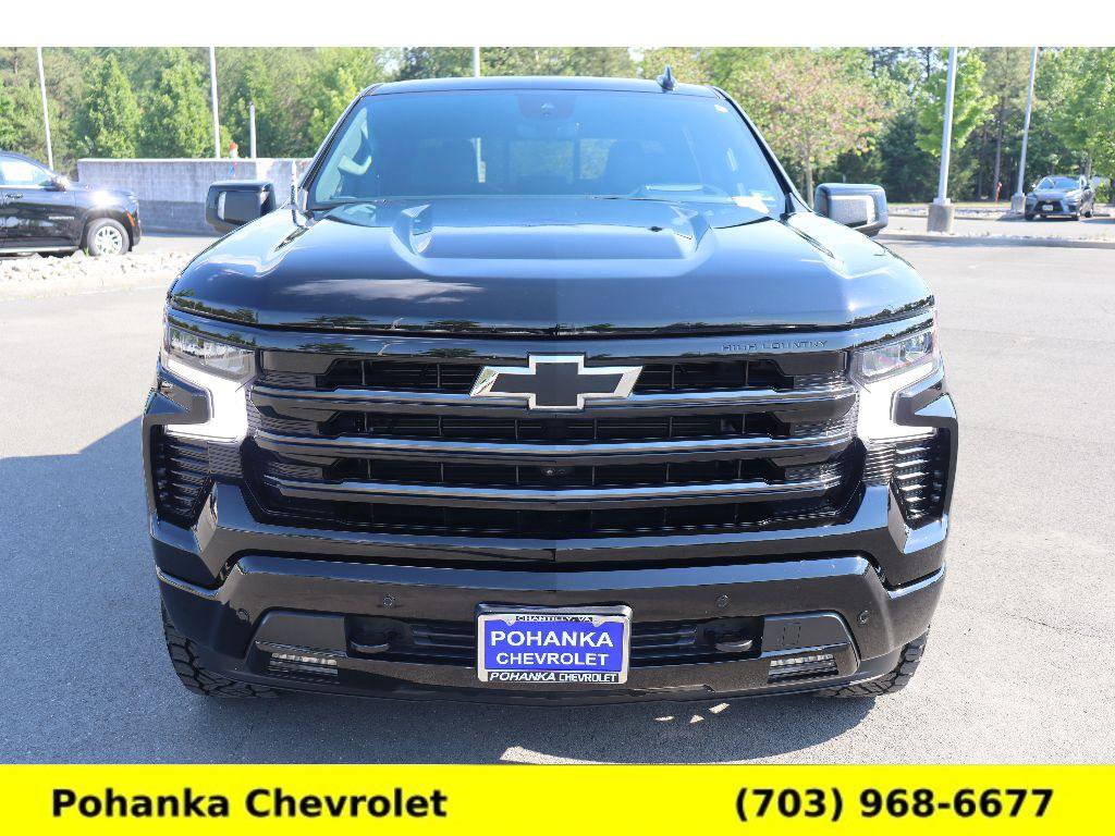 Used 2024 Chevrolet Silverado 1500 High Country w/ Midnight Edition AWD/4WD image 2