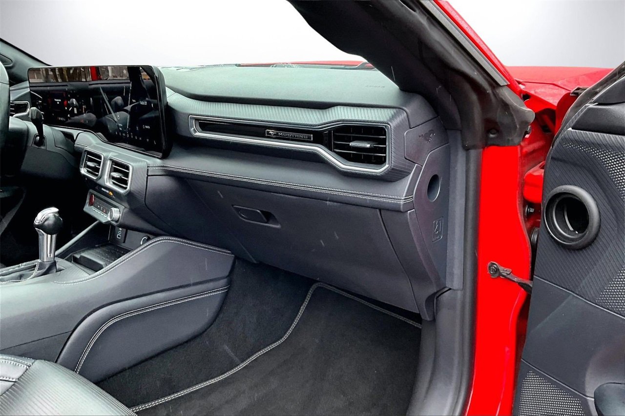 Used 2024 Ford Mustang Premium image 18