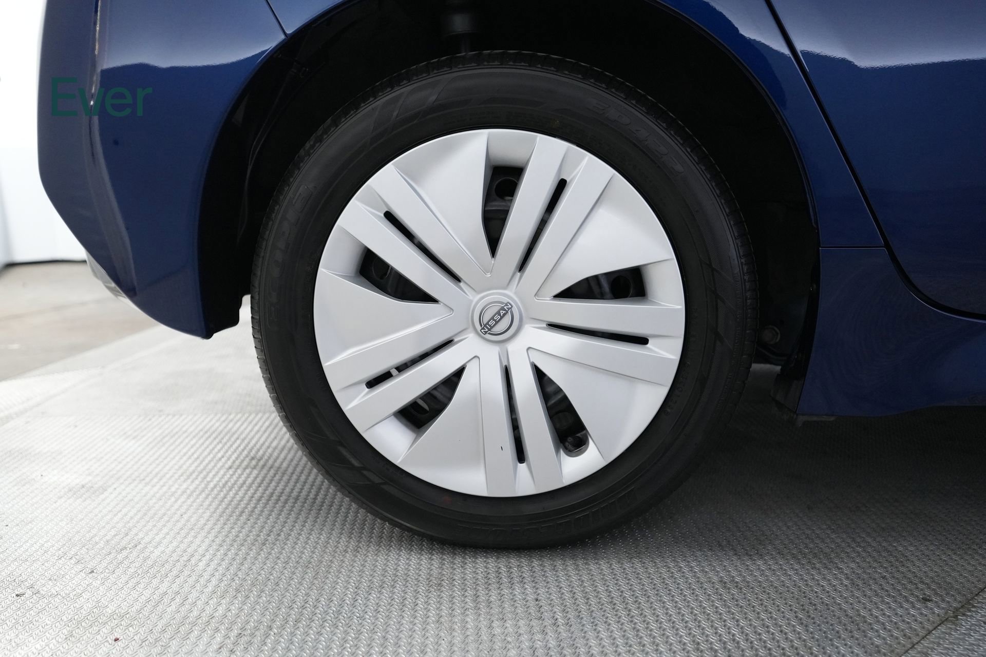 Used 2025 Nissan Leaf S FWD image 22