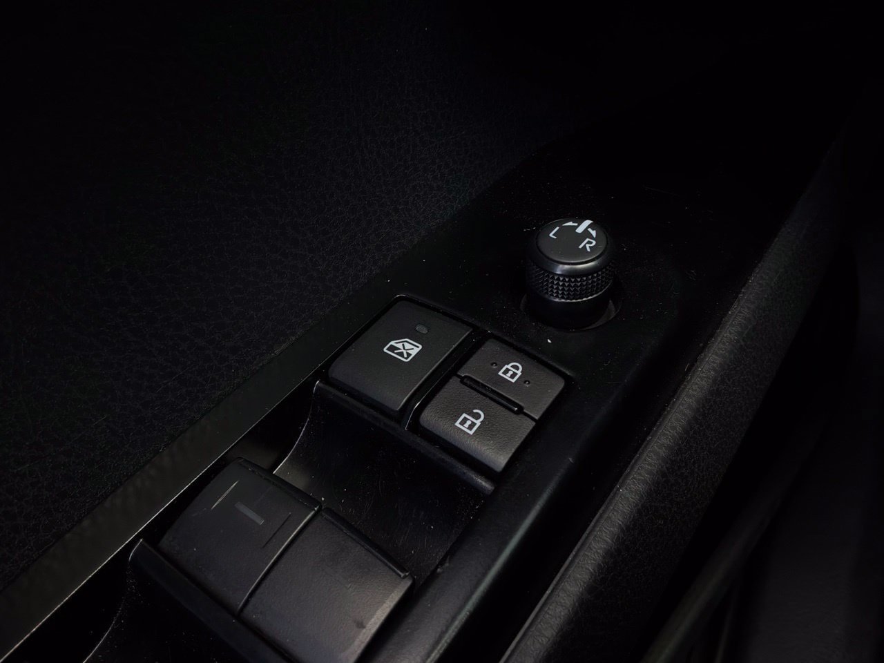 Used 2026 Toyota Camry LE FWD image 23