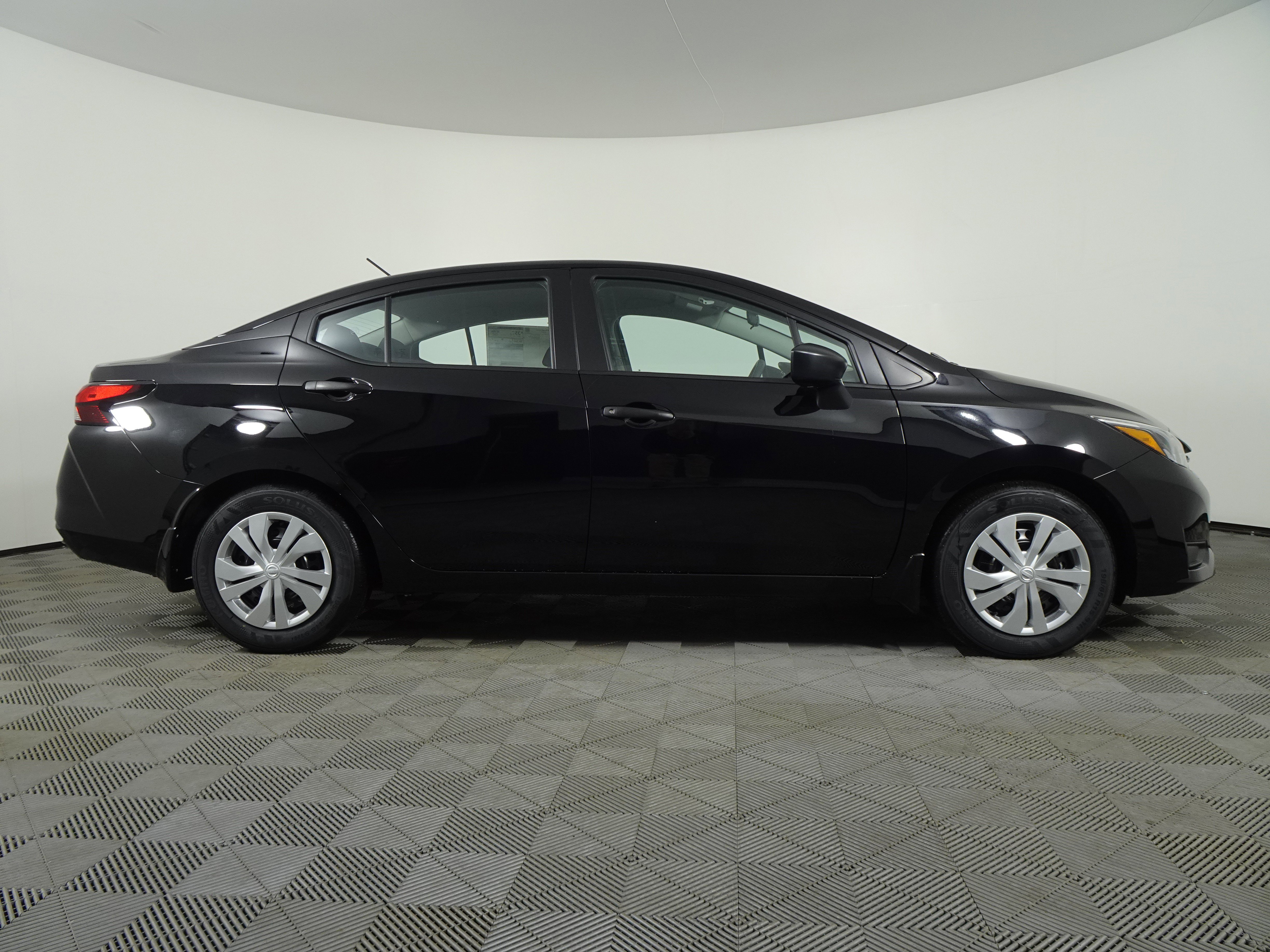 New 2025 Nissan Versa S w/ Trunk Package image 2