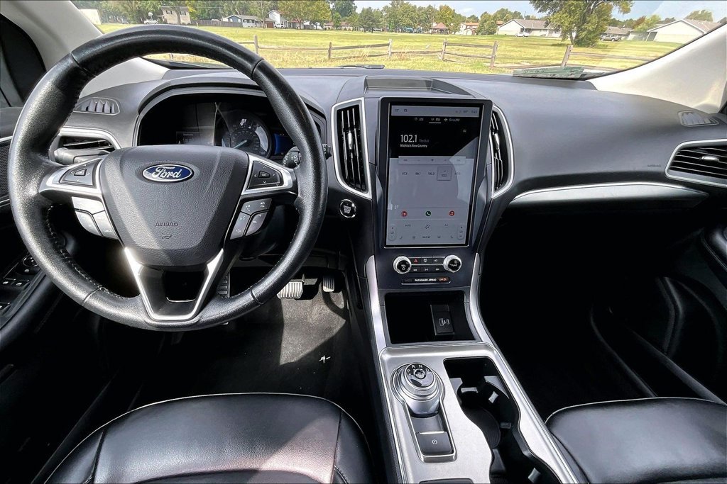 Used 2022 Ford Edge SEL AWD/4WD image 14