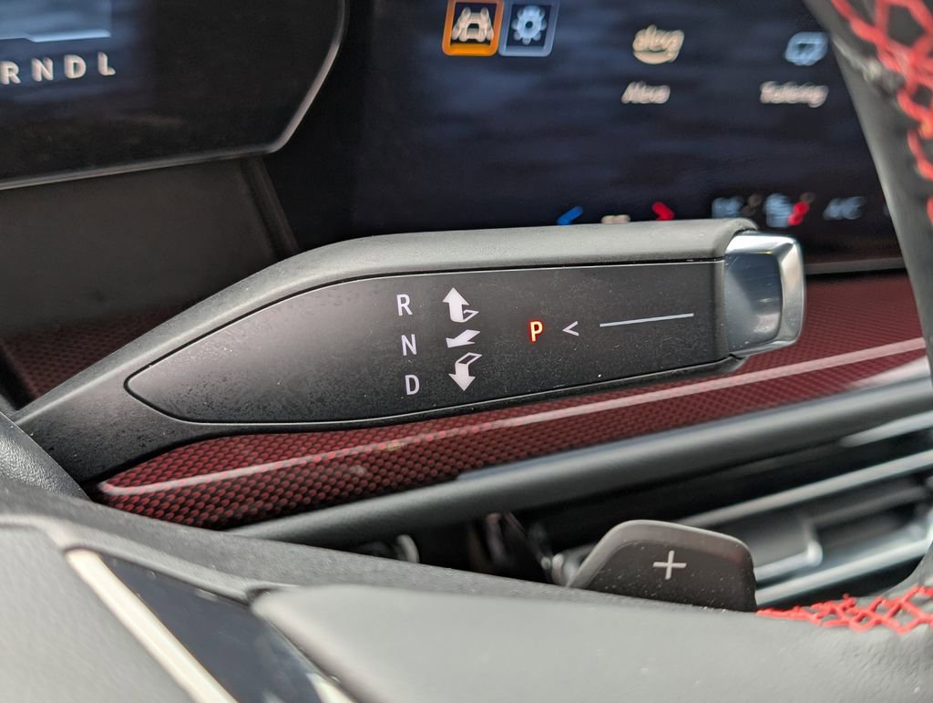 Used 2025 Chevrolet Traverse RS w/ LPO, Floor Liner Package image 32