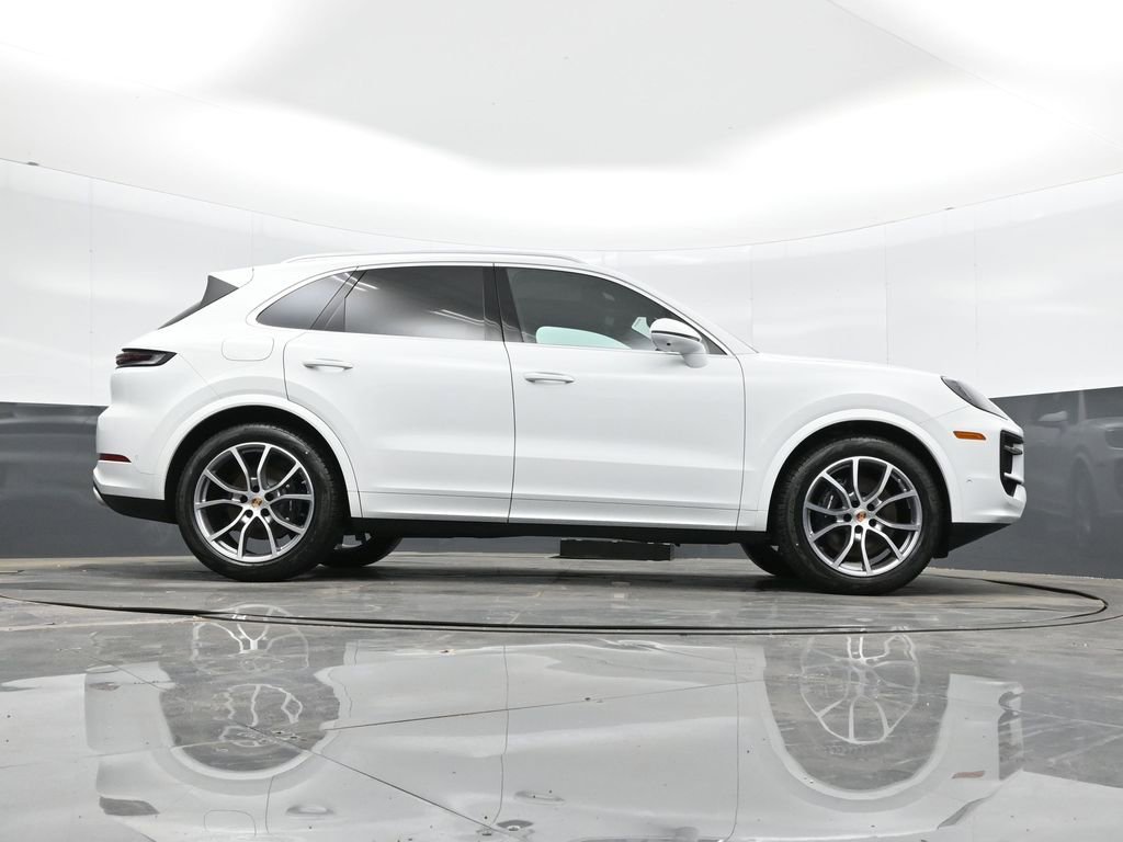 New 2026 Porsche Cayenne image 39