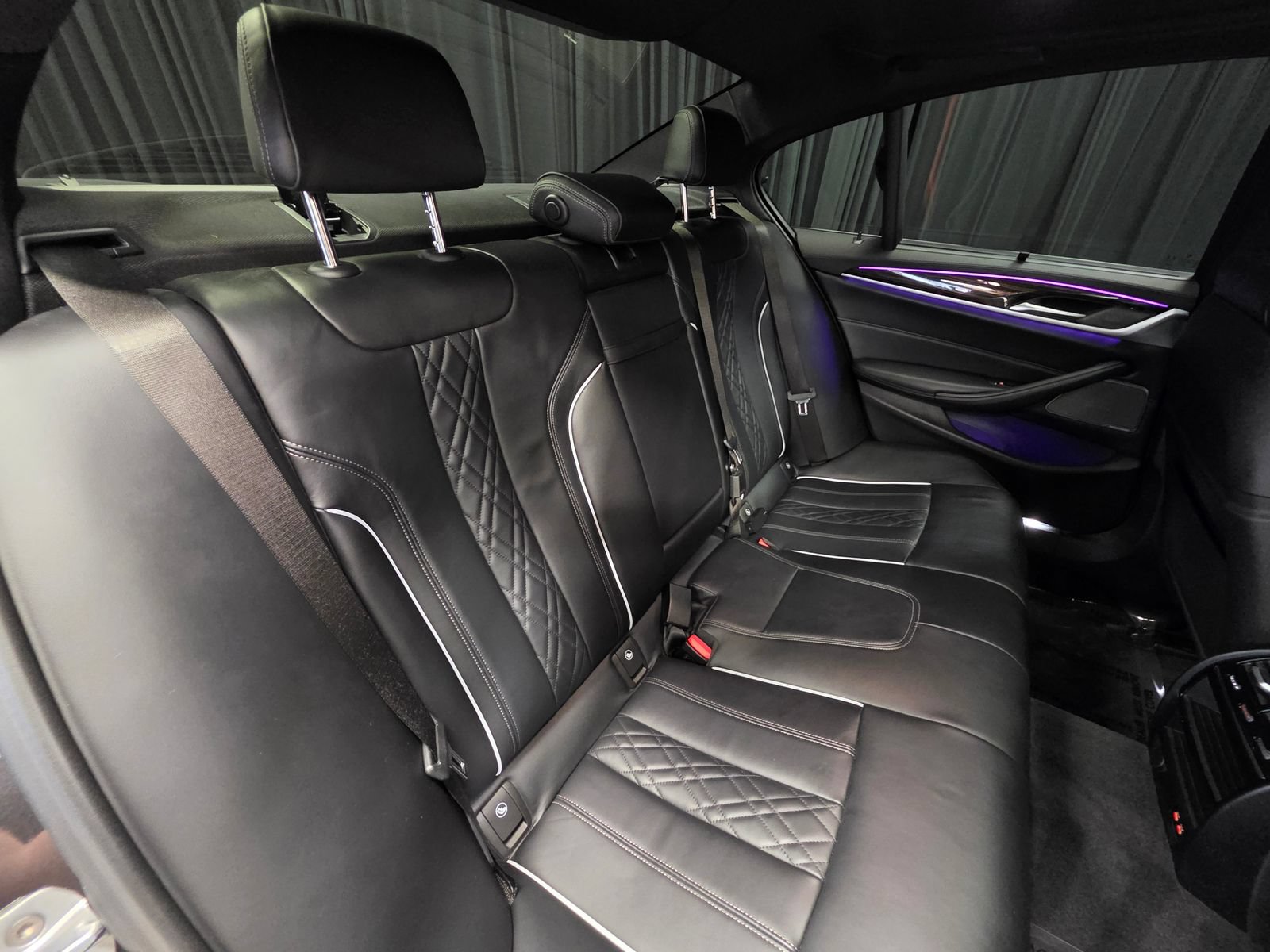 Used 2020 BMW M550i xDrive w/ Executive Package AWD/4WD image 48