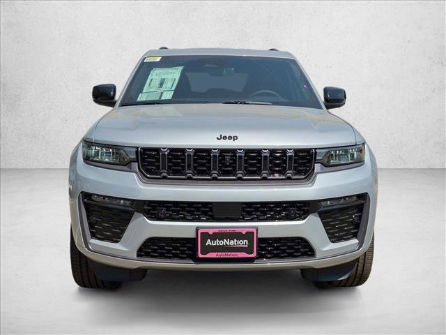 New 2026 Jeep Grand Cherokee Limited AWD/4WD image 5