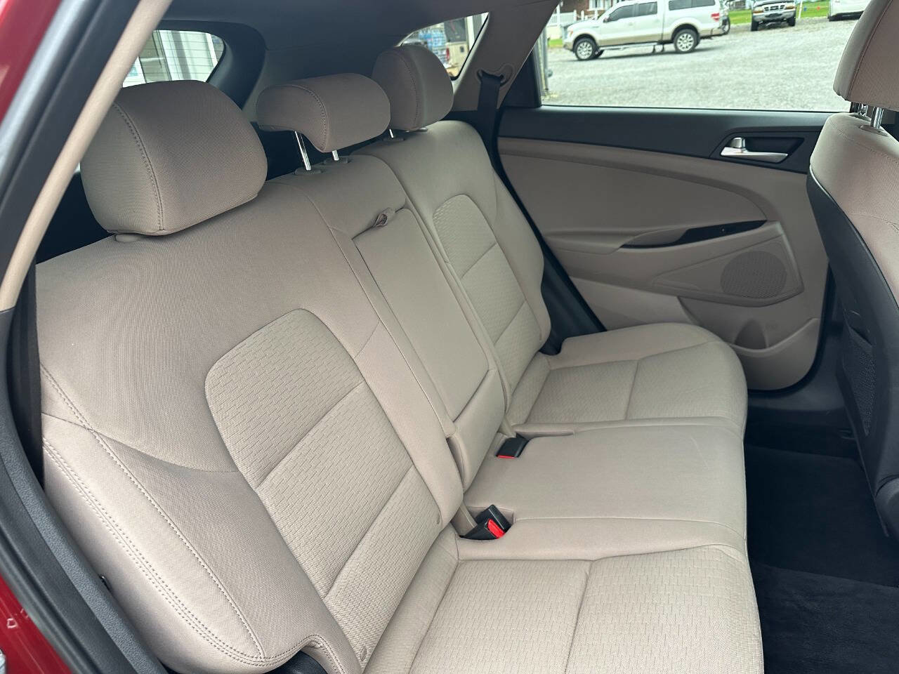 Used 2020 Hyundai Tucson SE image 15