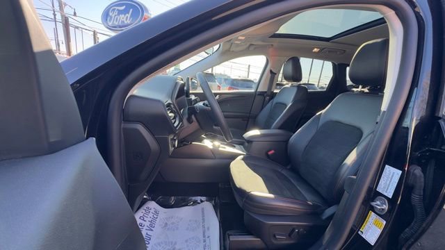 Used 2022 Ford Escape SEL w/ SEL Stealth AWD Package image 16