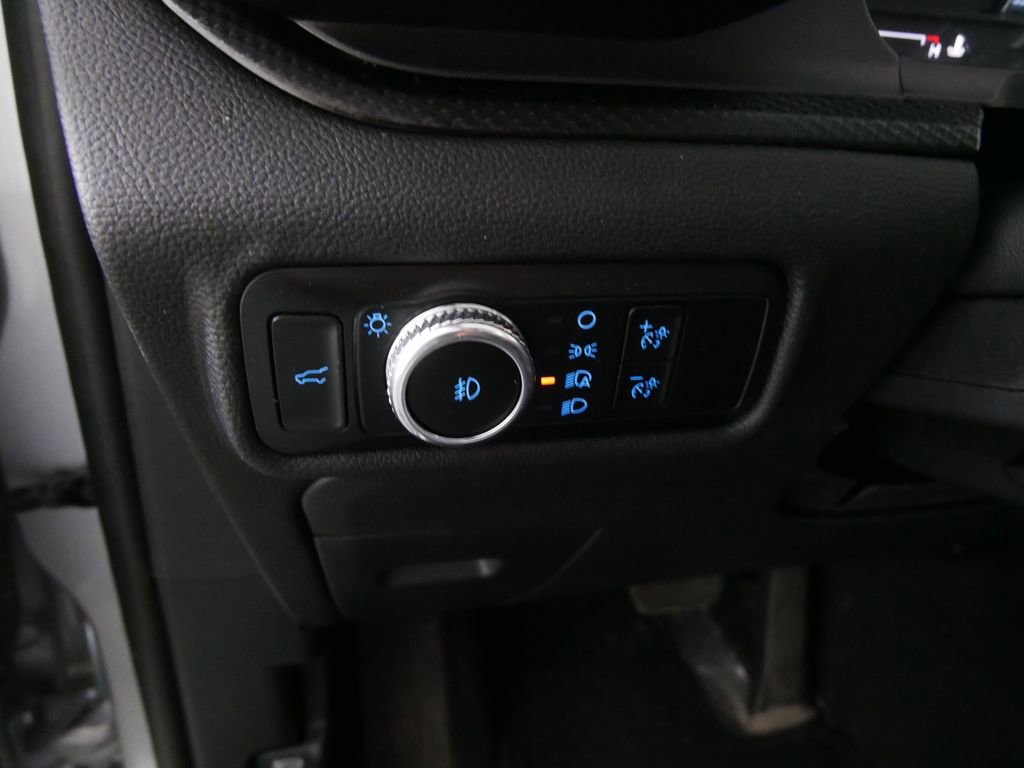 Used 2023 Ford Explorer ST-Line image 16