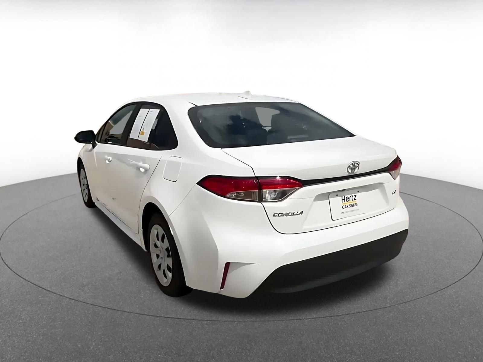 Used 2025 Toyota Corolla LE image 11