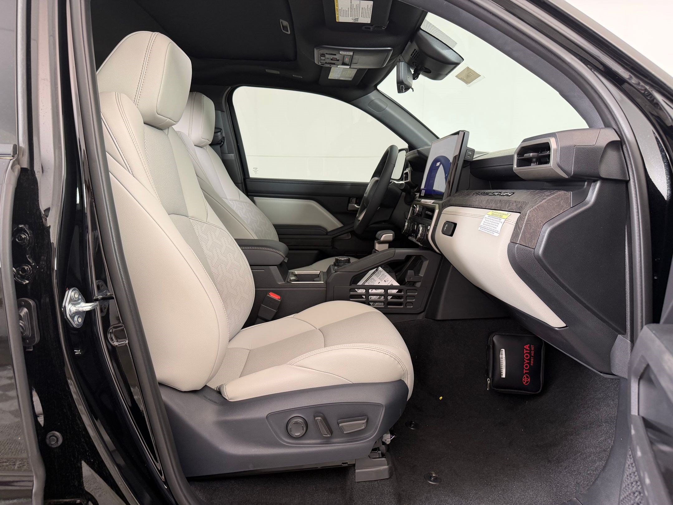 New 2026 Toyota Tacoma TRD Sport AWD/4WD image 22