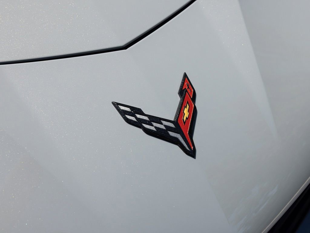Used 2025 Chevrolet Corvette Z06 w/ Stealth Interior Trim Package RWD image 15