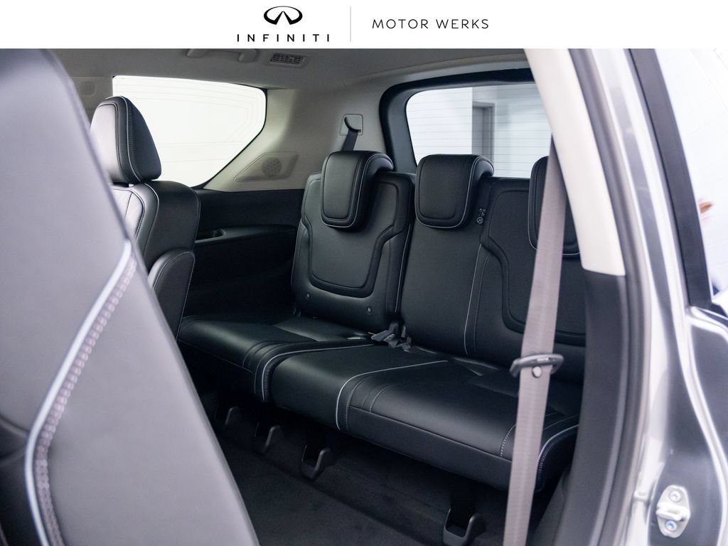 New 2027 INFINITI QX80 Luxe w/ Cargo Package AWD/4WD image 19