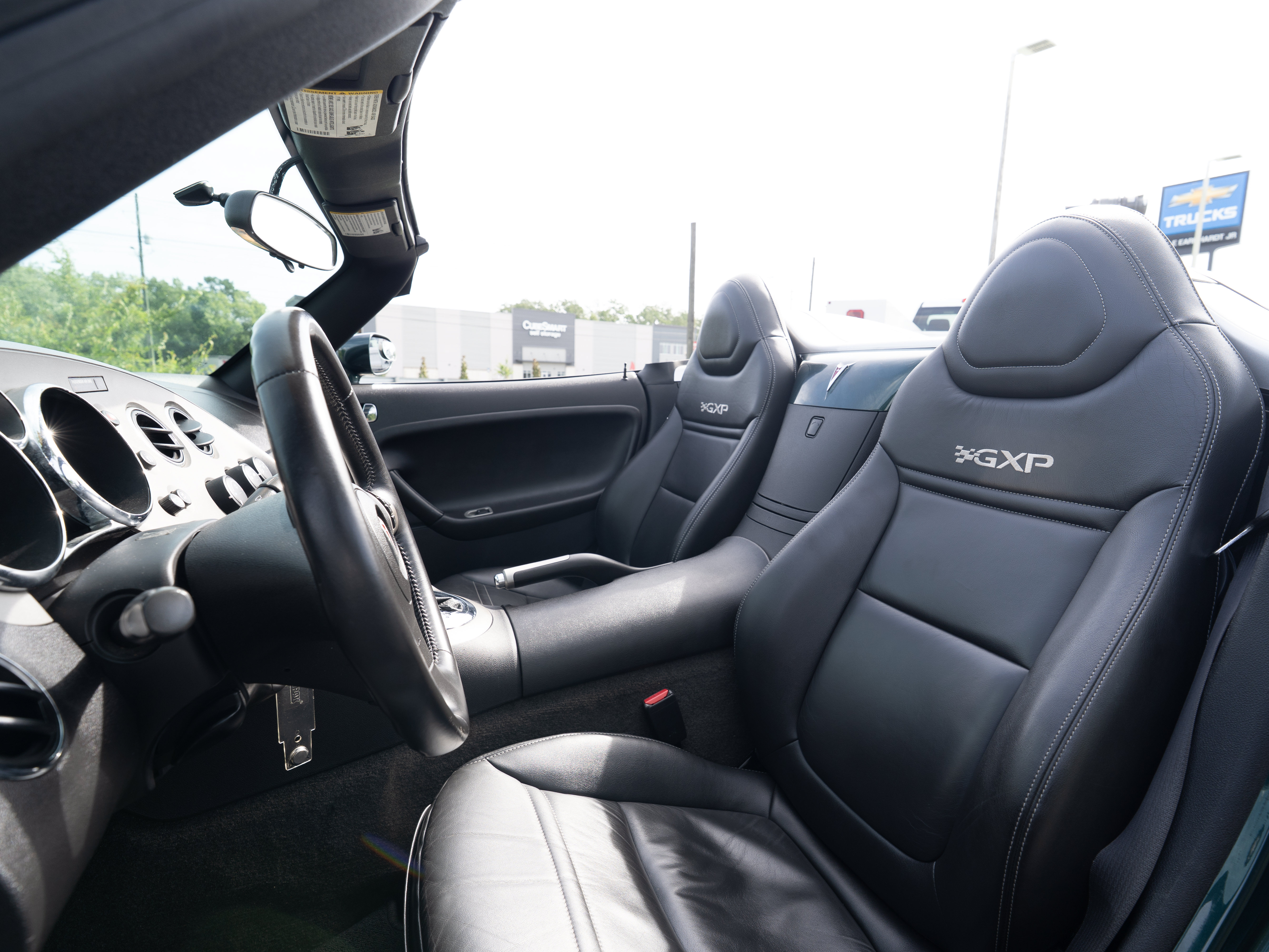 Used 2007 Pontiac Solstice GXP w/ Premium Package RWD image 8