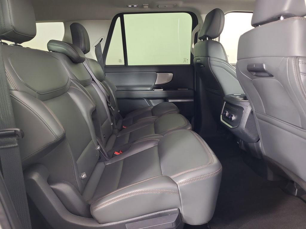 Used 2025 Ford Expedition Max Active image 23