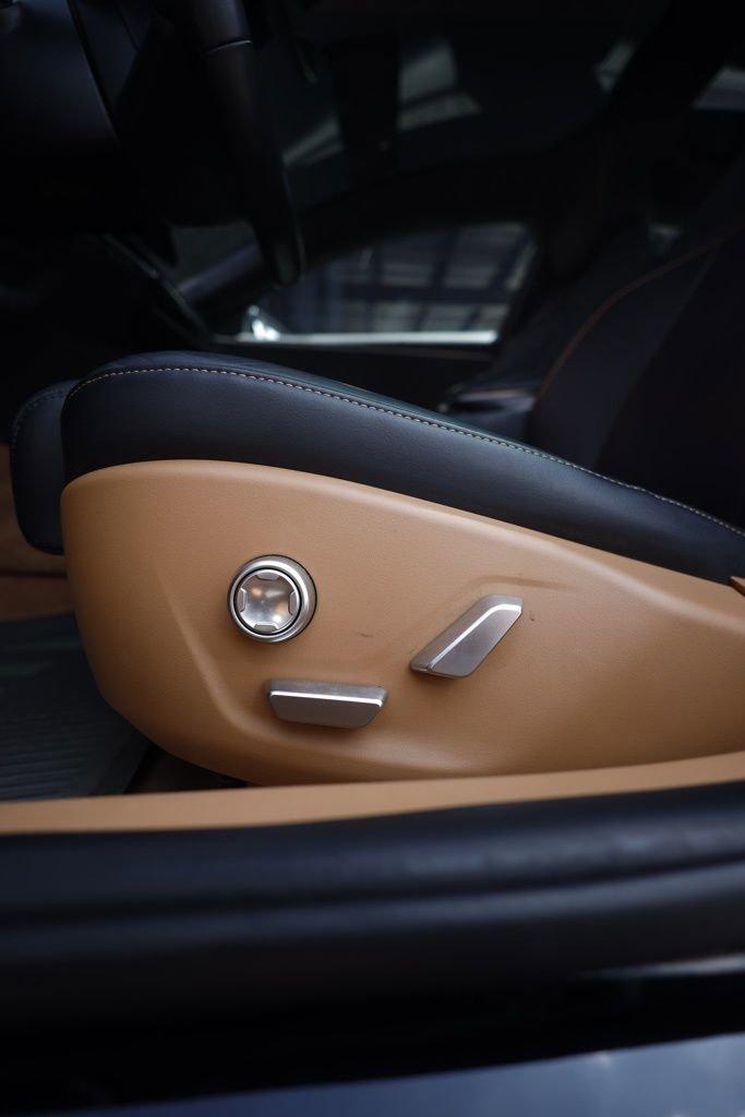 Used 2023 Lucid Air Touring image 23