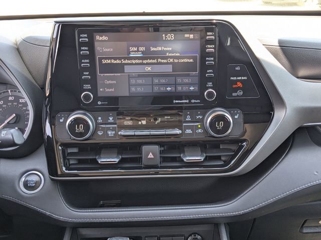 Used 2020 Toyota Highlander XLE image 17