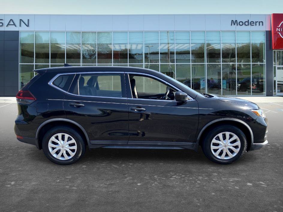 Used 2018 Nissan Rogue S FWD image 4