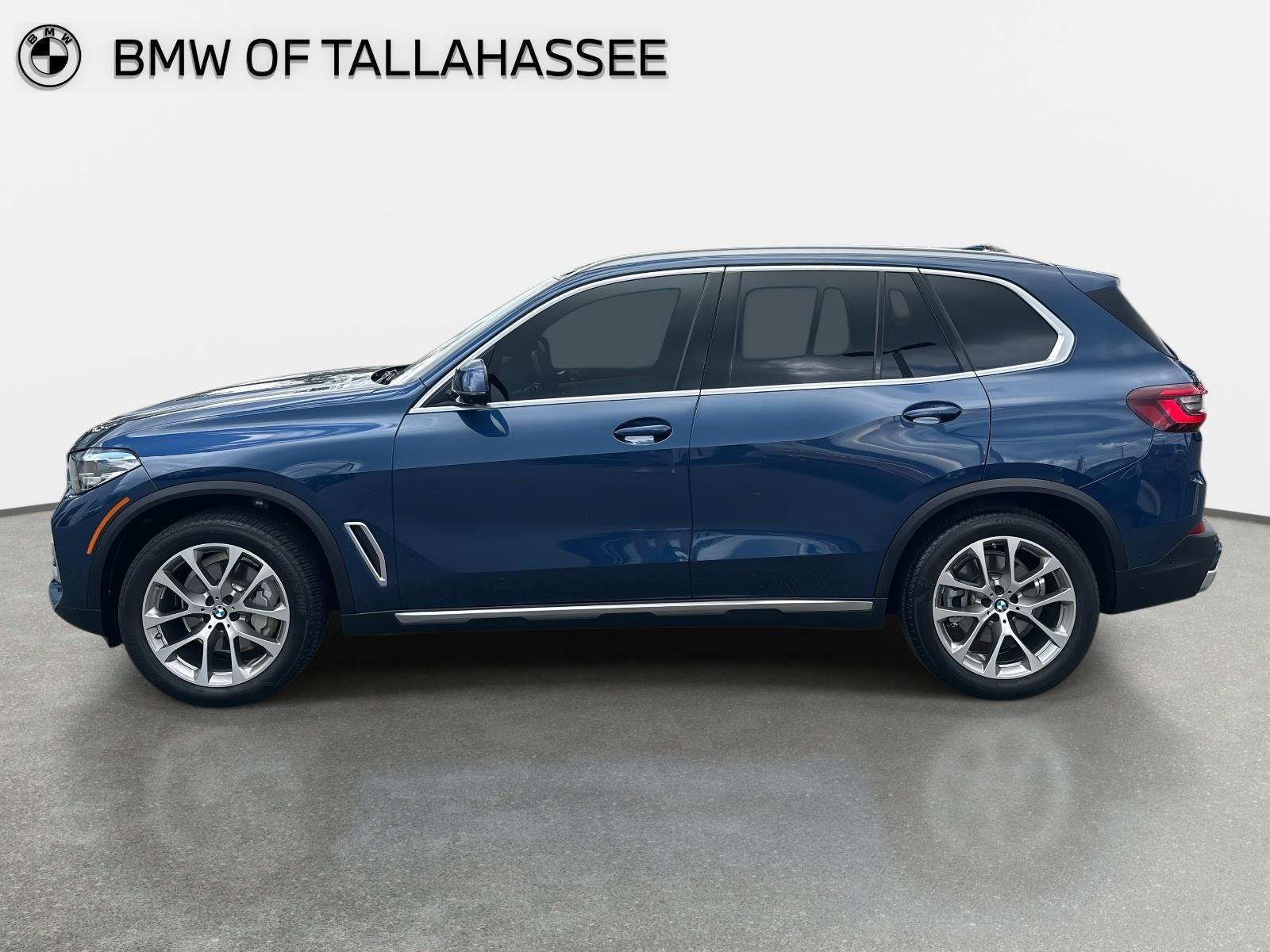 Used 2023 BMW X5 xDrive40i w/ Premium Package image 8