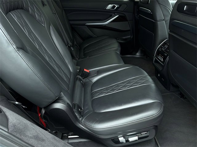 Used 2023 BMW X7 xDrive40i image 40