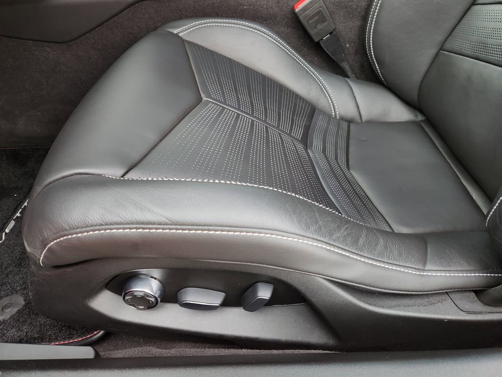 Used 2020 Chevrolet Corvette Stingray Preferred Cpe w/ 2LT Preferred Equipment Group image 32