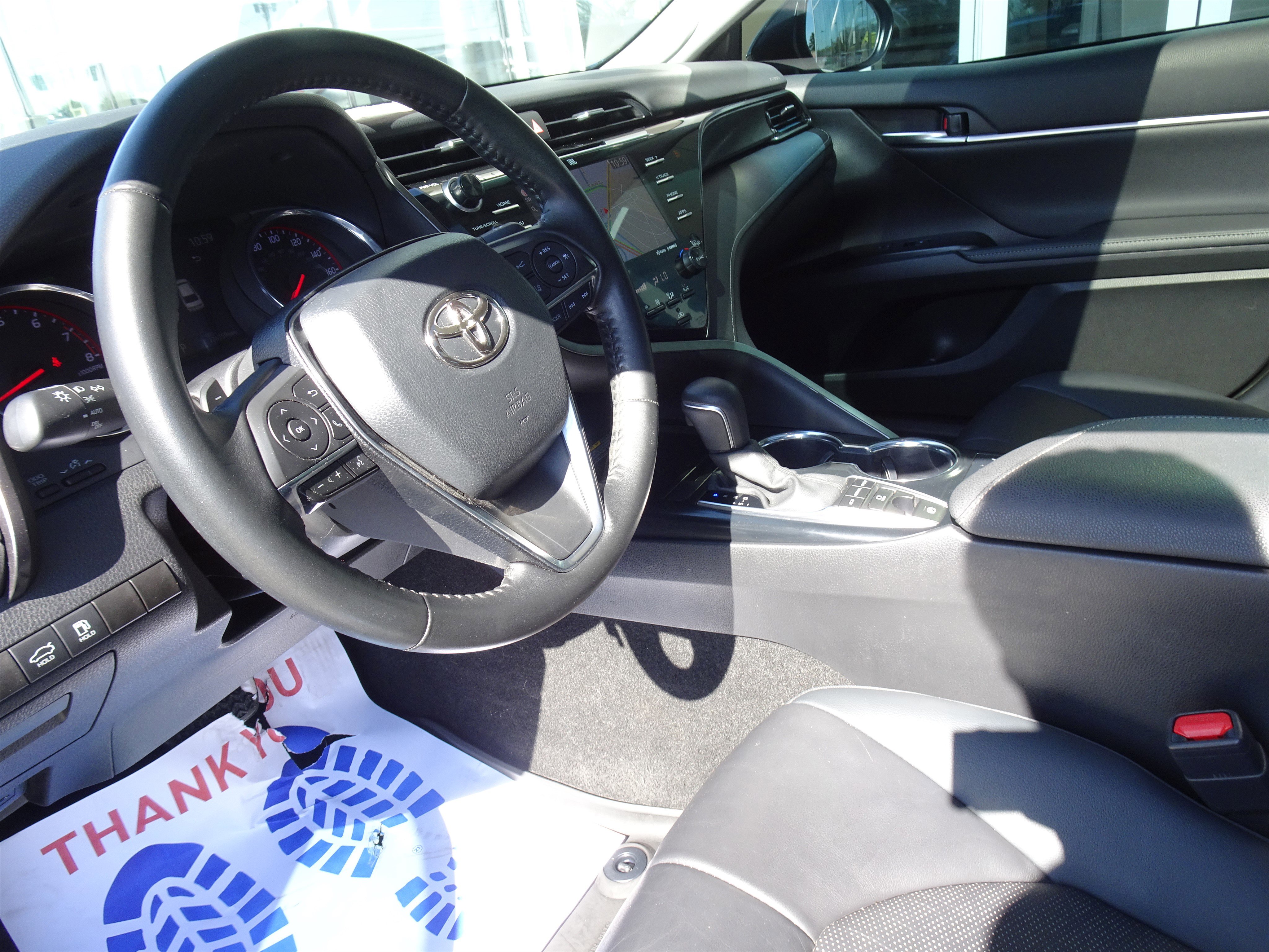 Used 2020 Toyota Camry XSE w/ Navigation Package image 13