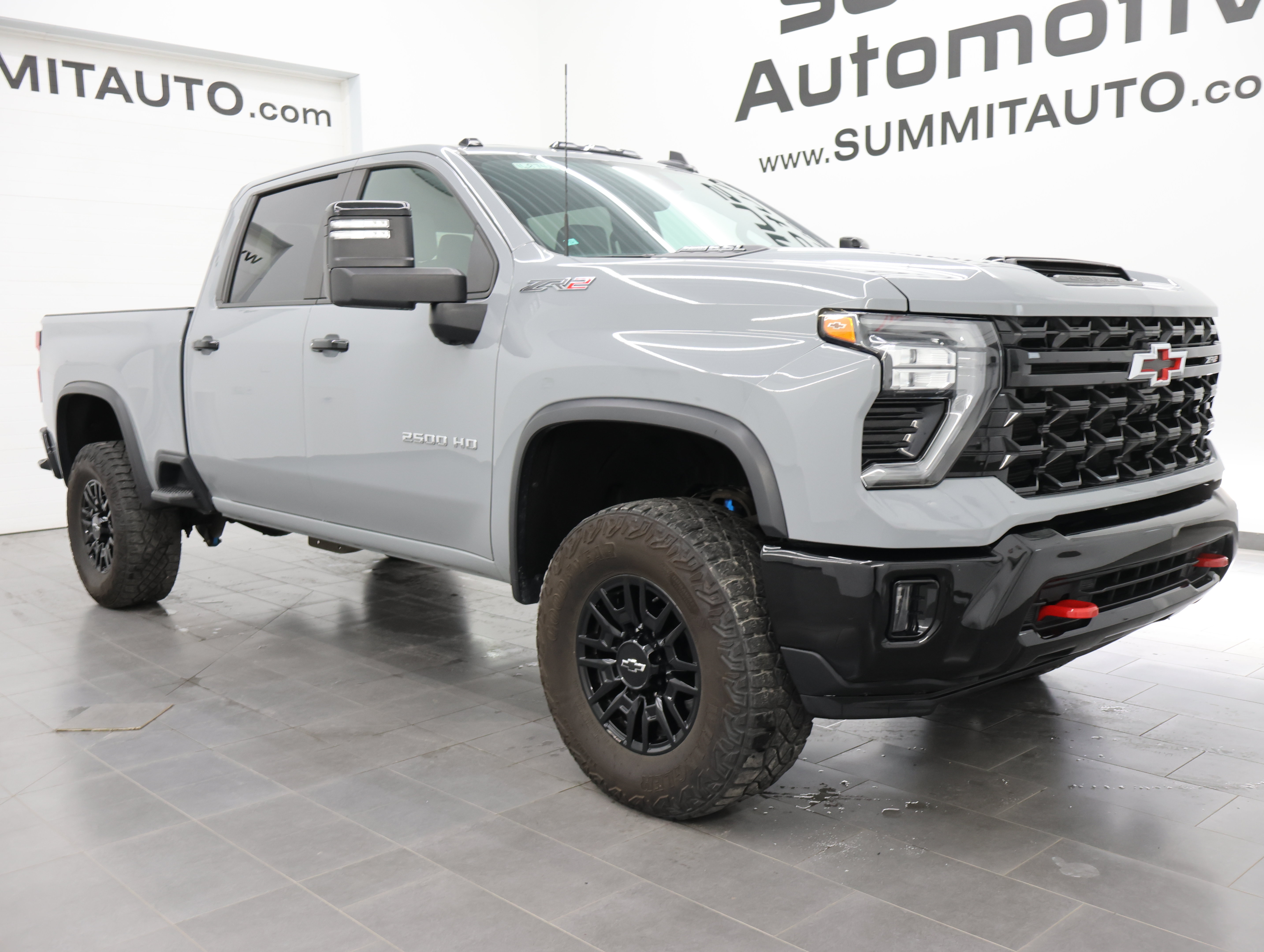 Used 2024 Chevrolet Silverado 2500 LTZ w/ LTZ Plus Package AWD/4WD image 63