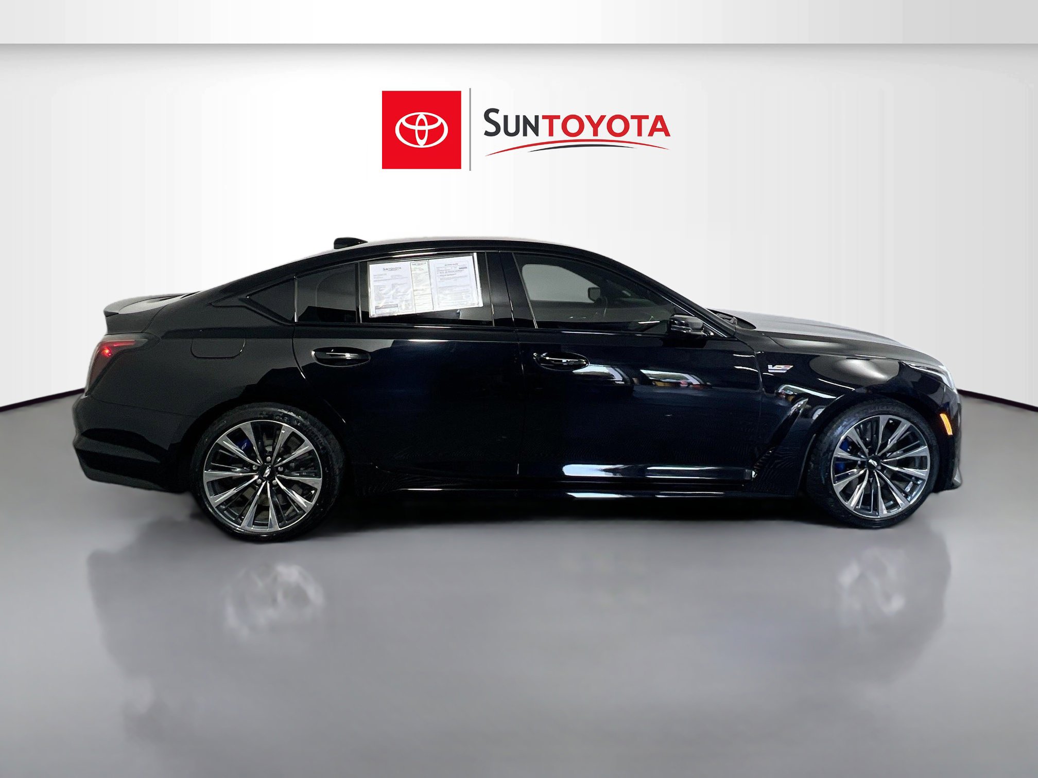 Used 2024 Cadillac CT5 V Blackwing w/ Parking Package RWD image 2