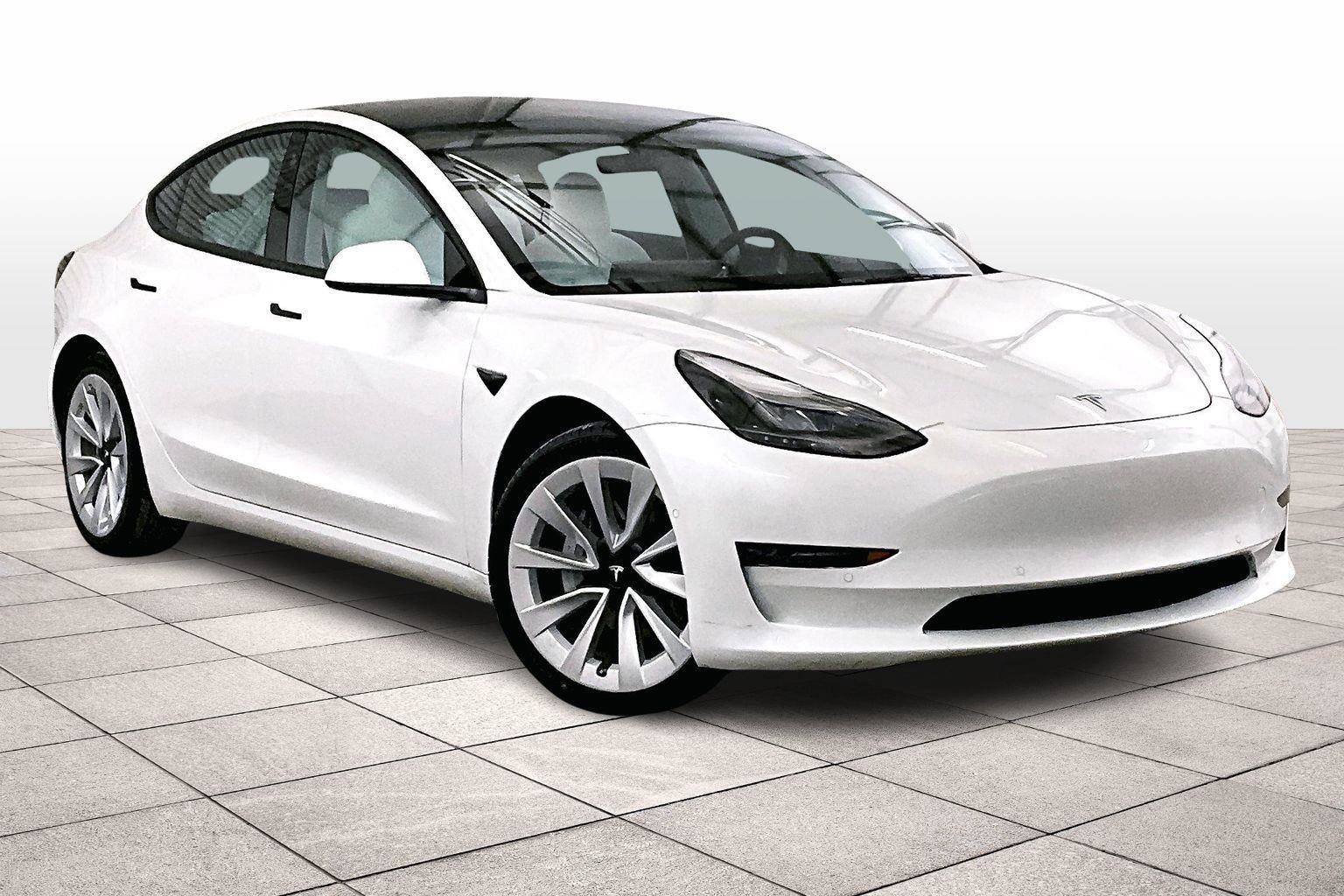 Used 2022 Tesla Model 3 Long Range image 3