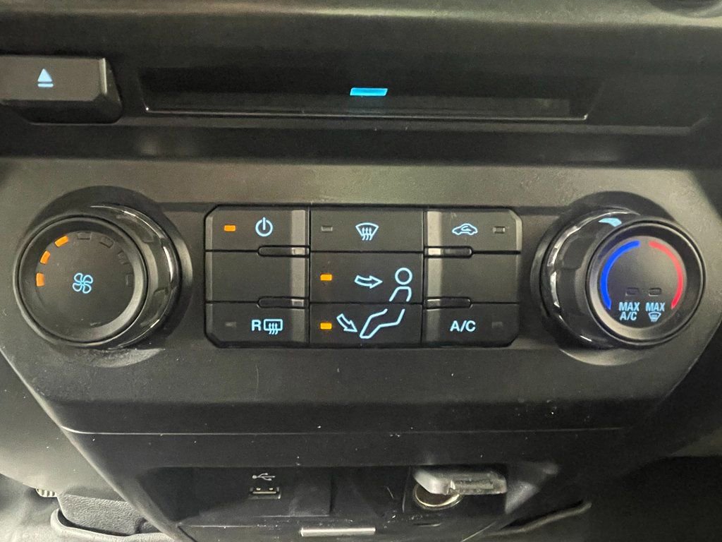 Used 2018 Ford F350 XLT w/ Snow Plow Prep Package image 18