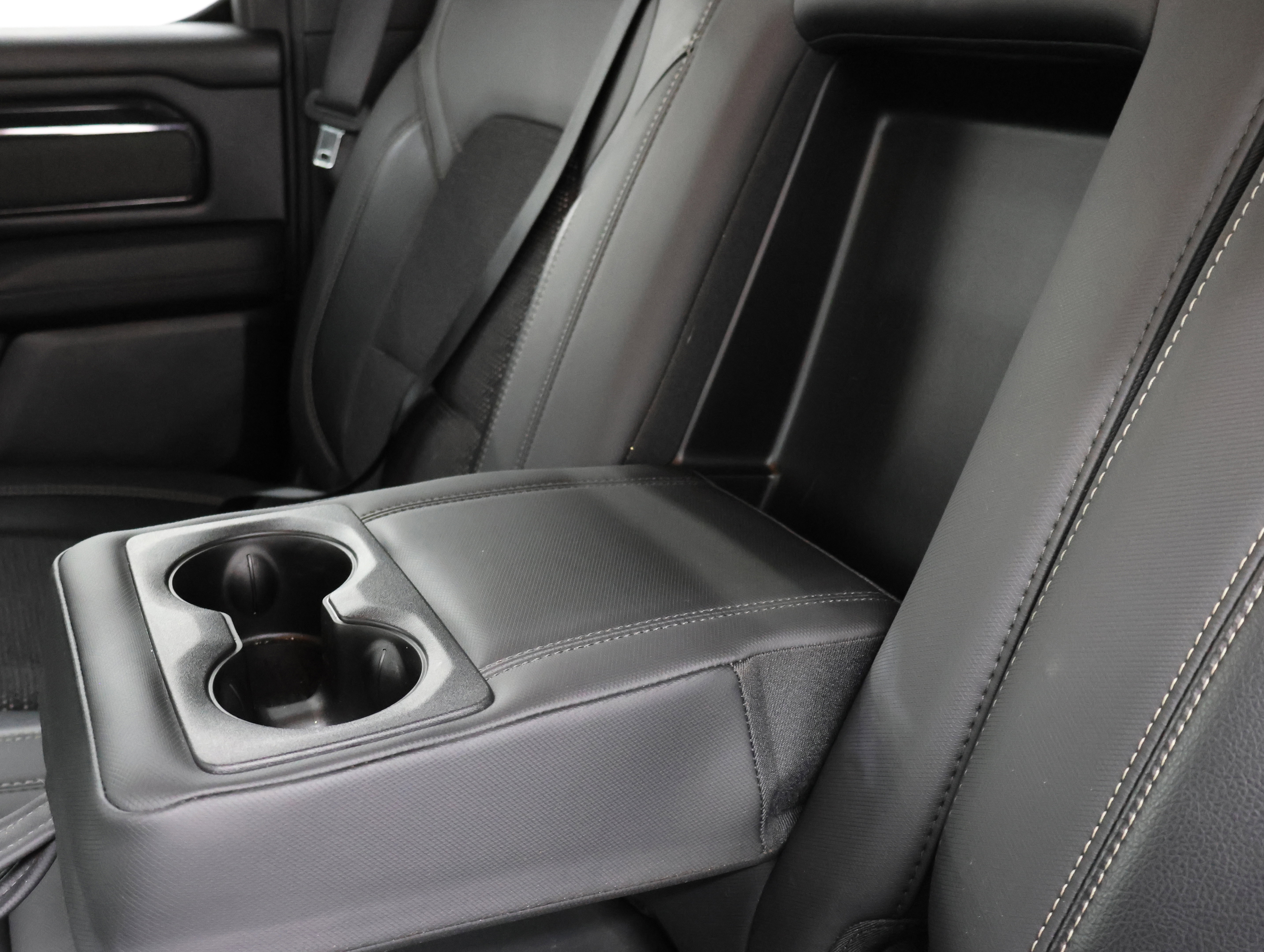 Used 2021 RAM 1500 Big Horn w/ Built-to-serve Edition image 37