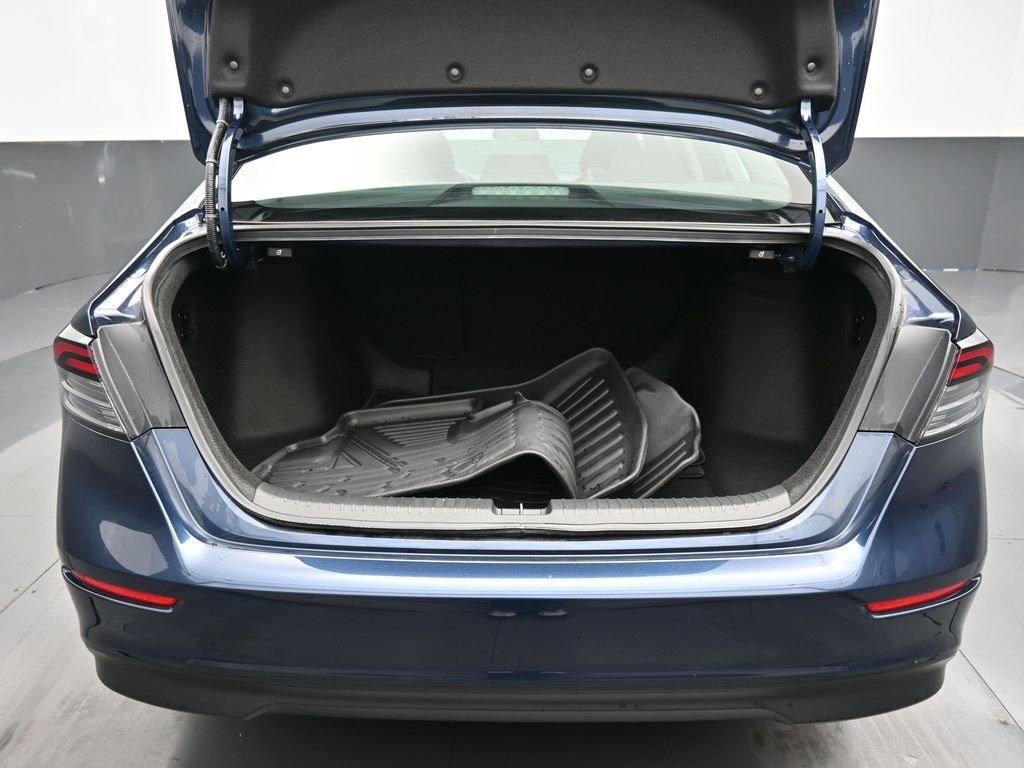 Certified 2024 Honda Accord EX image 35