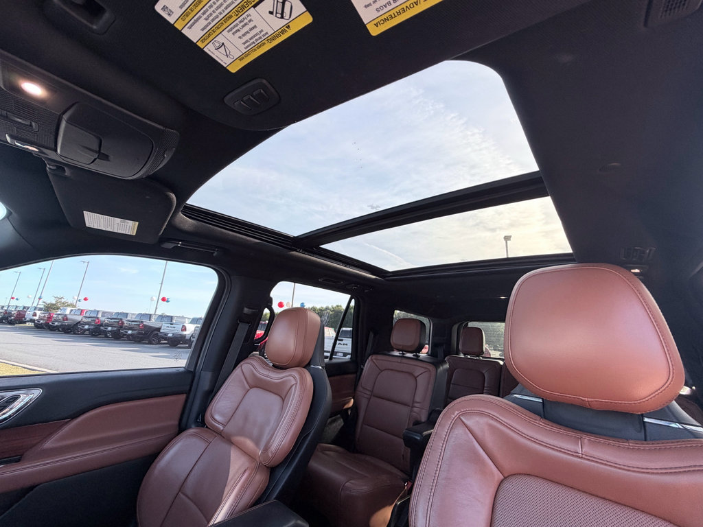 Used 2021 Lincoln Navigator Reserve RWD image 12