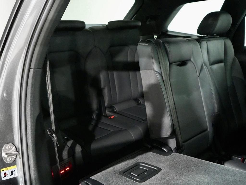 Used 2021 Audi Q7 2.0T Premium Plus image 32