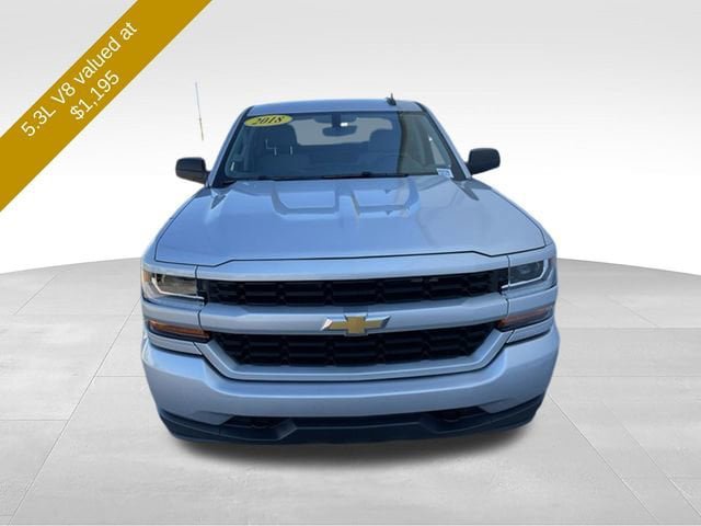 Used 2018 Chevrolet Silverado 1500 Custom w/ Custom Value Package AWD/4WD image 6