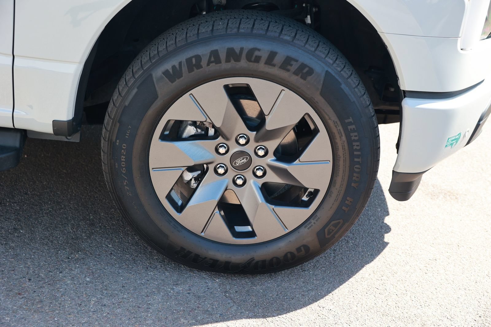Used 2024 Ford F150 Lightning Flash AWD/4WD image 10