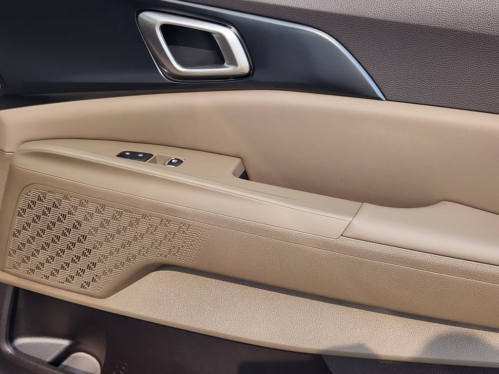 New 2027 Kia Carnival FWD image 14