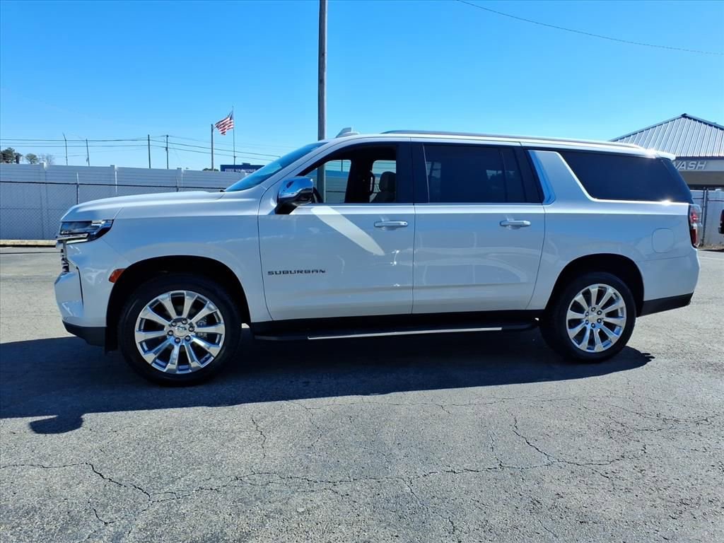 Used 2021 Chevrolet Suburban Premier w/ Premium Package image 4