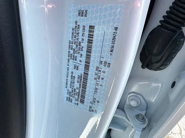 New 2025 Ford F550 4x4 Crew Cab Super Duty image 9