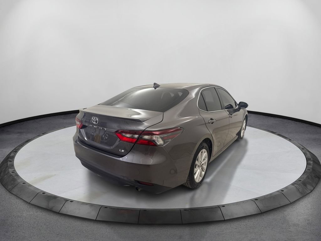 Used 2023 Toyota Camry LE FWD image 5