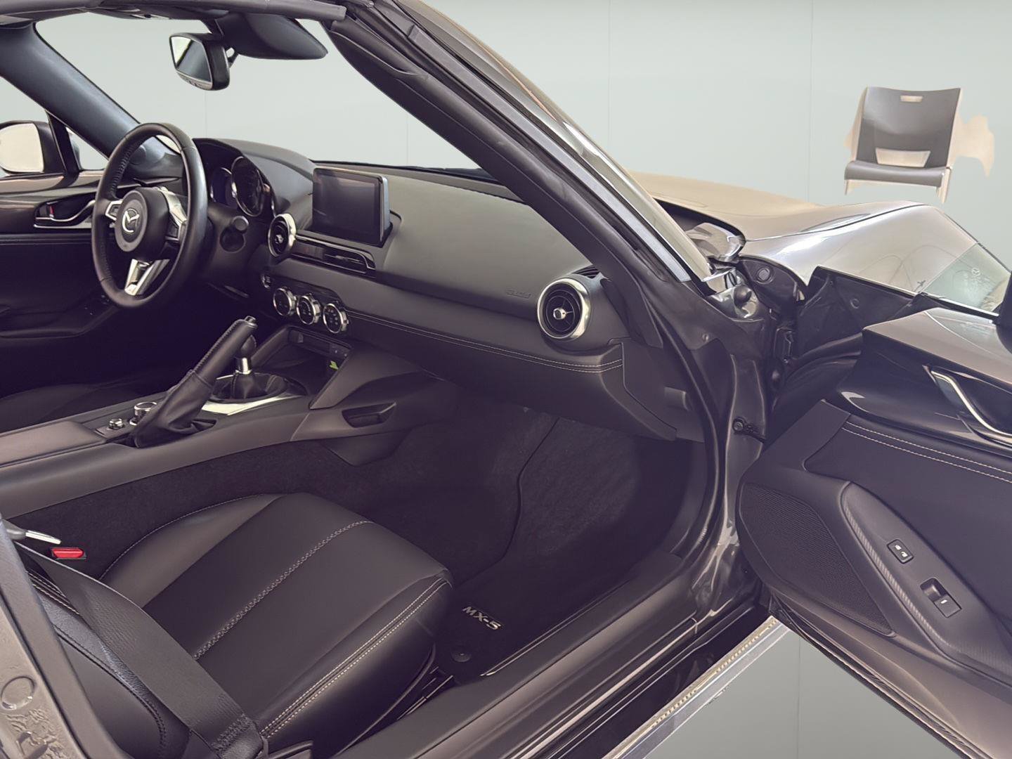 Used 2021 MAZDA MX-5 Miata Grand Touring RWD image 14