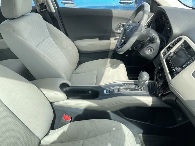 Used 2022 Honda HR-V LX image 11