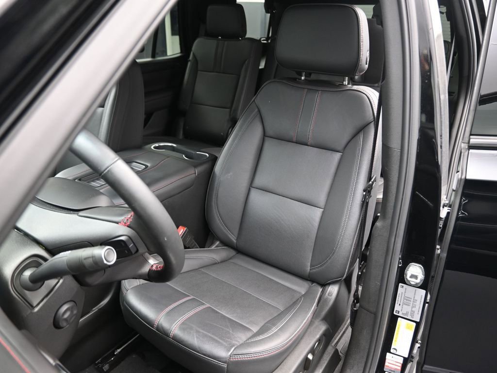 Used 2024 Chevrolet Tahoe RST w/ Luxury Package image 11