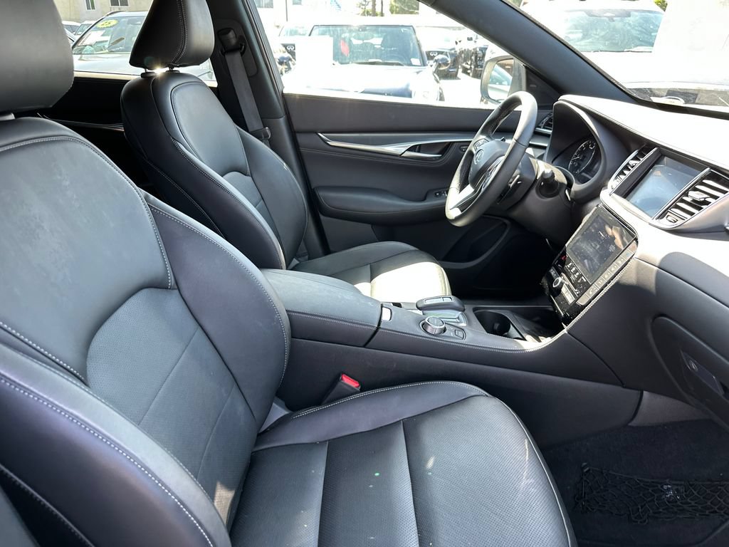 Used 2025 INFINITI QX55 Luxe w/ Cargo Package AWD/4WD image 16