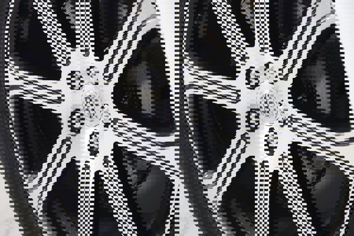 Used 2021 Volvo XC60 T5 Inscription w/ Protection Package Premier image 17